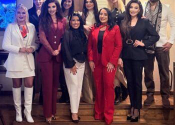 Songül Güney ev sahipliğinde unutulmaz iftar daveti