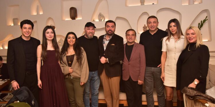 Elite Model Türkiye Ekibi İftar Davetinde Buluştu