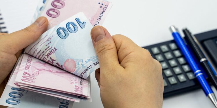 İndirim Sonrası Akaryakıta Yüksek Zam Geliyor