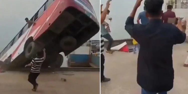 Yolcu otobüsü faciası: 26 ölü, kayıplar devam ediyor