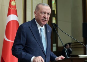 Erdoğan, bayram mesajında İran füzelerine değindi