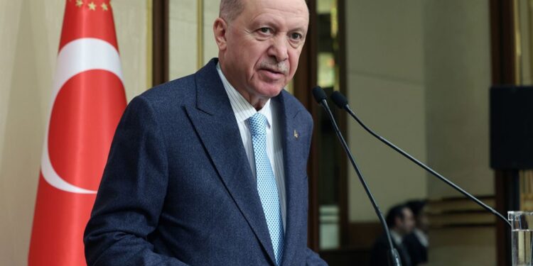 Erdoğan, bayram mesajında İran füzelerine değindi