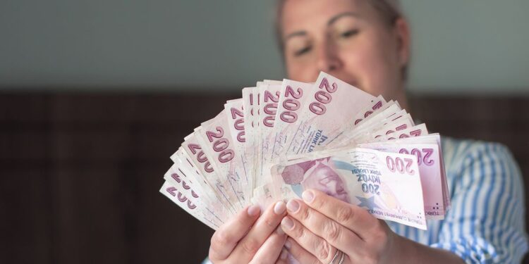 Emekli bayram ikramiyesi ödeme takvimi açıklandı