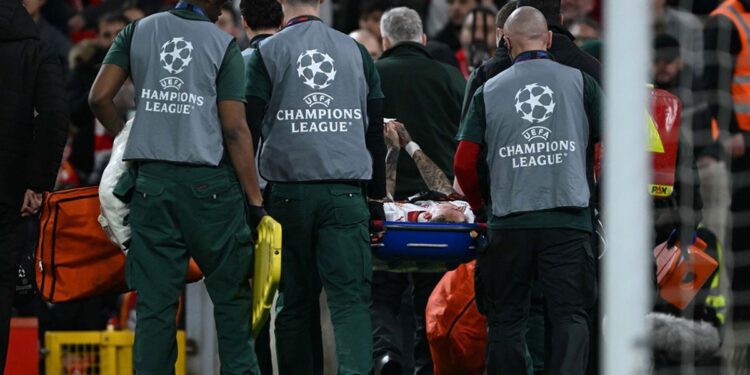 Galatasaray, UEFA karşısında tazminat davası