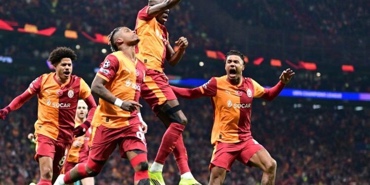 İngiltere Manşetleri Galatasaray’a Odaklandı