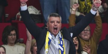 Saran ara transferde görüştüğü forvetleri duyurdu