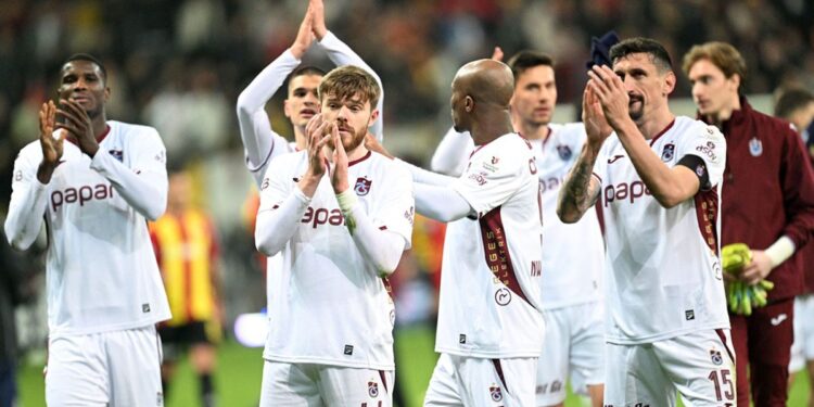 Galatasaray maçı öncesi Trabzonspor’da deprem etkisi