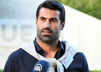 3 Ay Sonra Takımına Koşarak Coşkuyla Geri Dönüyor