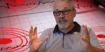 5,2’lik Van depremi uykuları kaçırdı: Görür’den uyarı geldi