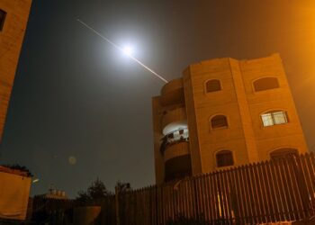 Ateşkes çağrısı ABD’den, İran’dan İsrail’e ağır darbe