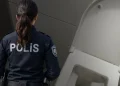Kadın Polis Tuvalette Gizli Kayıt Yaptı, Olay Gündem Oldu