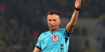Galatasaray-Fenerbahçe maçının hakemi netleşti