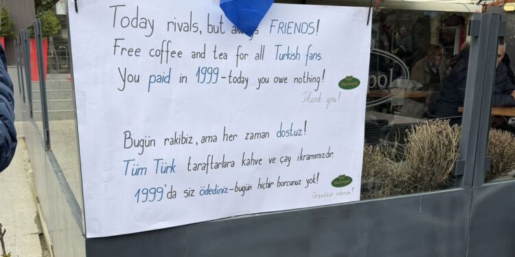 Kosova’da Türk Halkını Mest Eden Sıcak Jest