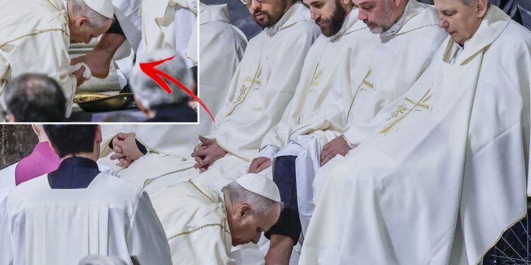 Papa Leo, geleneksel ayak yıkama törenini yaptı