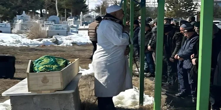 Serhat Şehrinde Tartışma Yaratan Cenaze Namazı