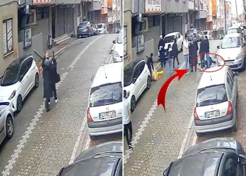 Dehşet Anları: İki Kadın, Bir Kadını Bayıltana Kadar Dövdü