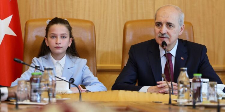 Kurtulmuş’un koltuğunu devralan İnci mesaj verdi