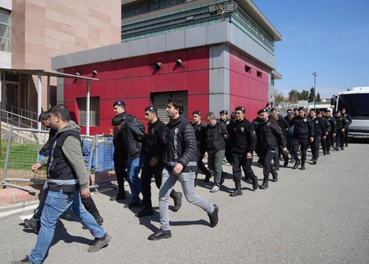 Kampüste akıl almaz olay! Tepkiler büyüyor