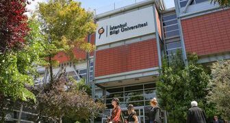 Üniversiteyle ilgili iddialar sonrası açıklama bekleniyor