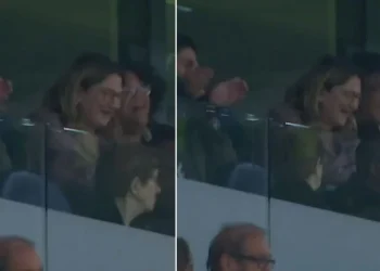 Mbappe protesto edildi, annesi gündem oldu