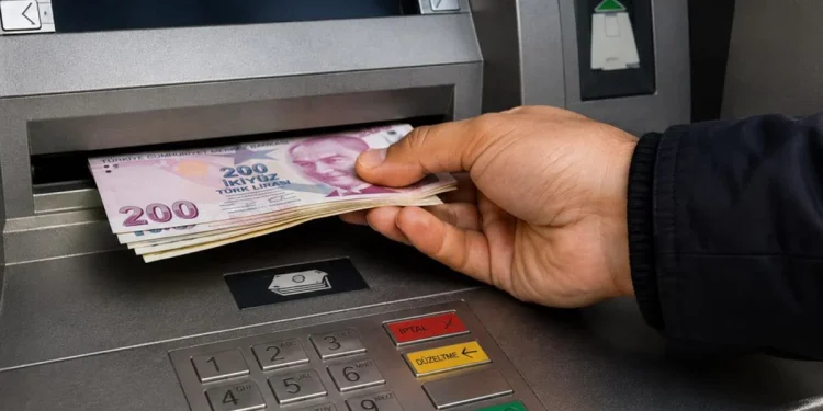 ATM’lerde Bir Dönemin Sonu! Artık Bu Tutarlar Çekilemeyecek