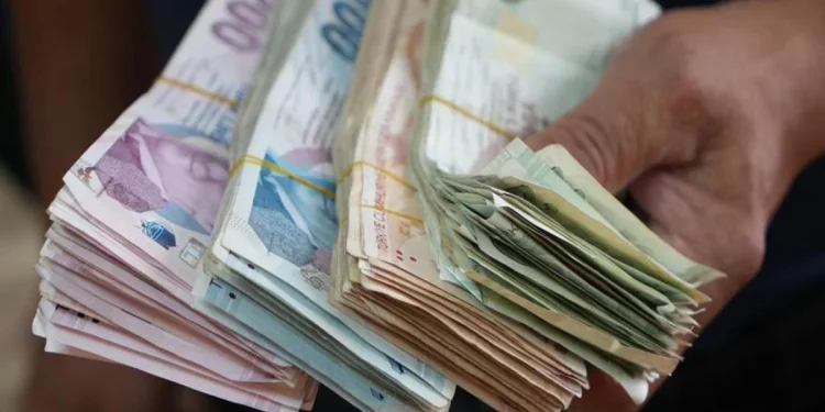 Akaryakıta çifte zam! Son dönemin en büyük fiyat artışı geliyor
