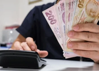 Memur ve emekli maaş zammında hesaplar değişti! Yeni rakam