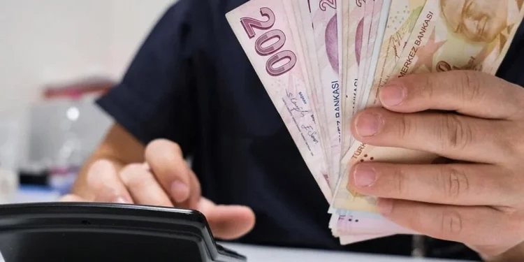 Memur ve emekli maaş zammında hesaplar değişti! Yeni rakam