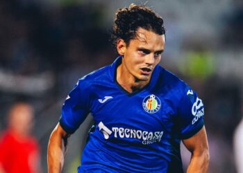 Enes Ünal vitesi 5’e taktı, takımına turu getirdi