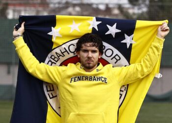 Fenerbahçe’den Ferdi Kadıoğlu İçin Gece Yarısı Açıklaması