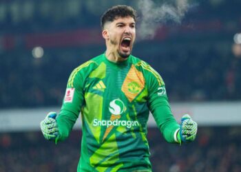 Manchester United defteri kapandı! Altay’ın yeni adresi