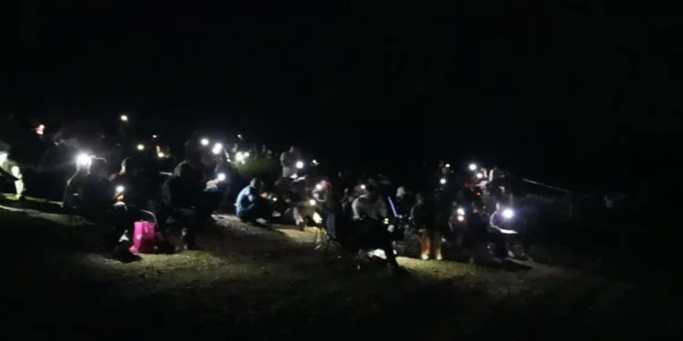 Perseid meteor yağmurunu izlemek için binlerce kişi akın etti!