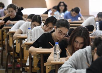 YKS sonuçları açıklandı: Geleceğin mesleklerinde kontenjan yok!